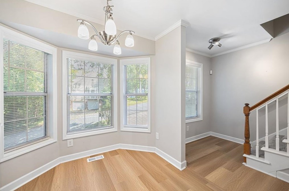 5056 Laurel Brg Dr, Smyrna GA 30082-4833 exterior