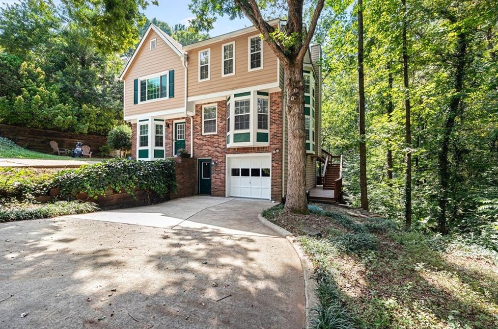 5056 Laurel Brg Dr, Smyrna GA 30082-4833 exterior