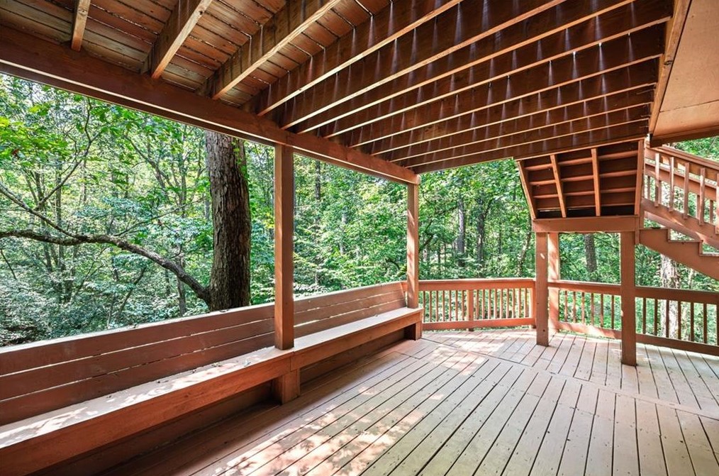 5056 Laurel Brg Dr, Smyrna GA 30082-4833 exterior