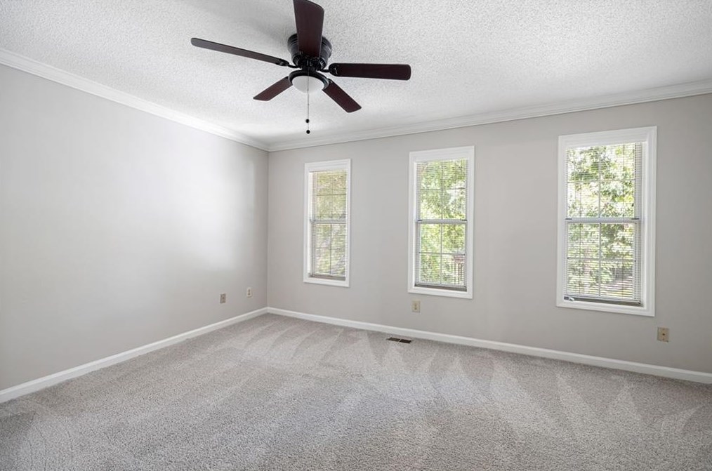 5056 Laurel Brg Dr, Smyrna GA 30082-4833 exterior