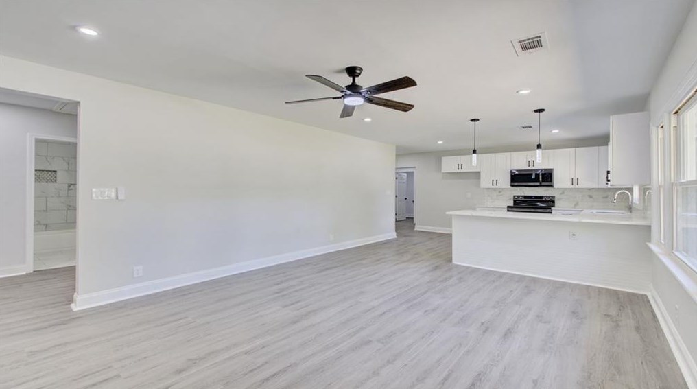 4219 Lamar St, Decatur GA  30035-1438 exterior