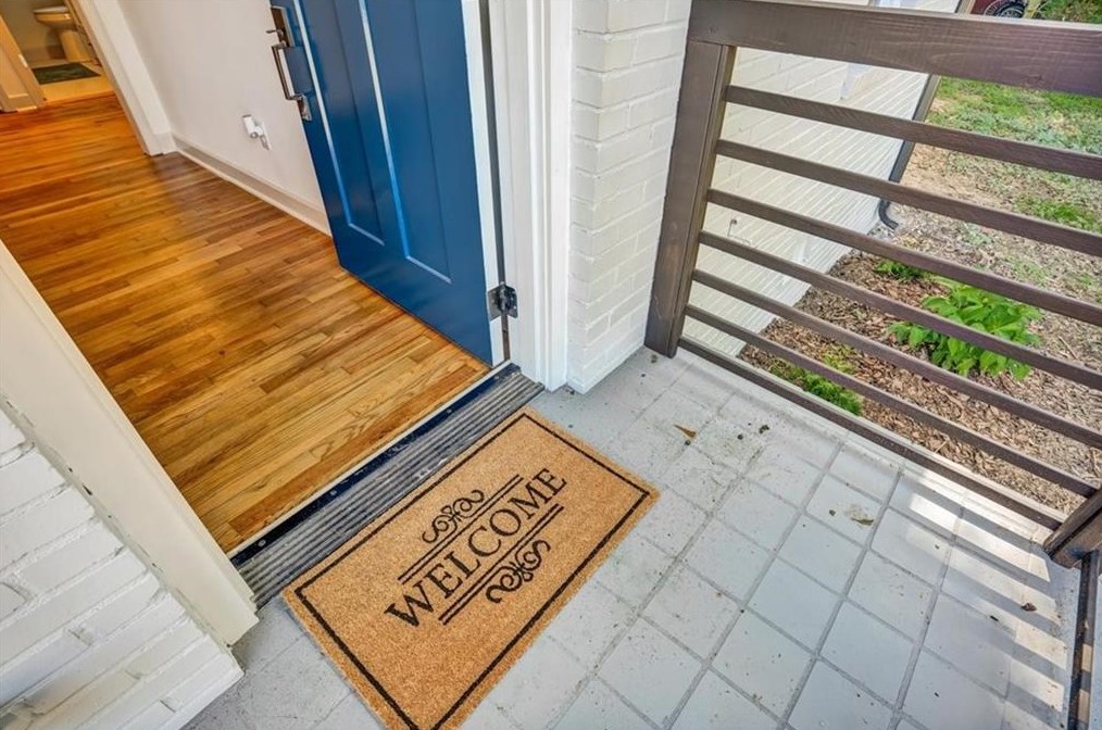 4173 Sherwood Ave, Decatur GA  30035-1969 exterior