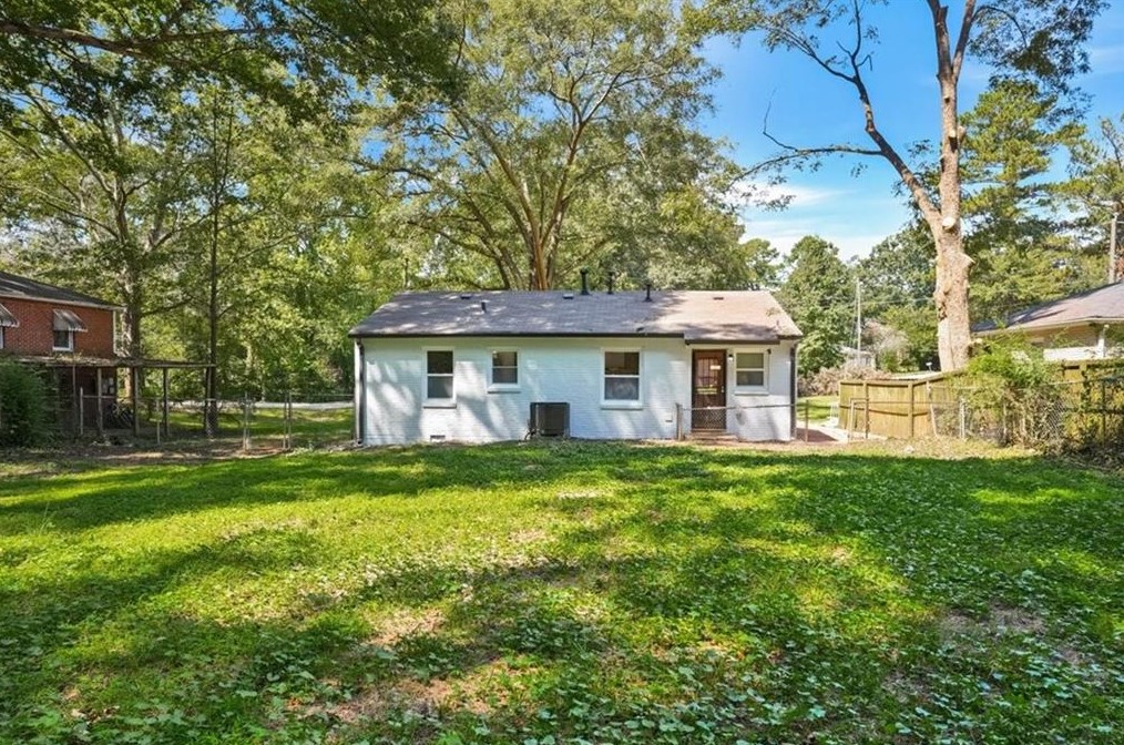 4173 Sherwood Ave, Decatur GA  30035-1969 exterior