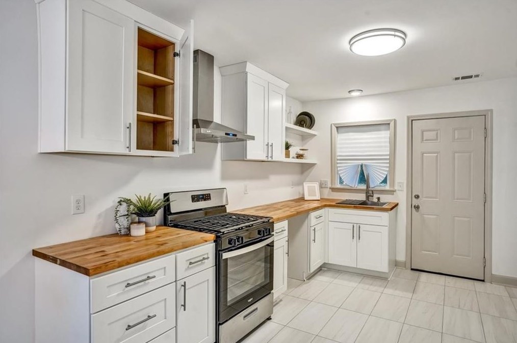 4173 Sherwood Ave, Decatur GA  30035-1969 exterior