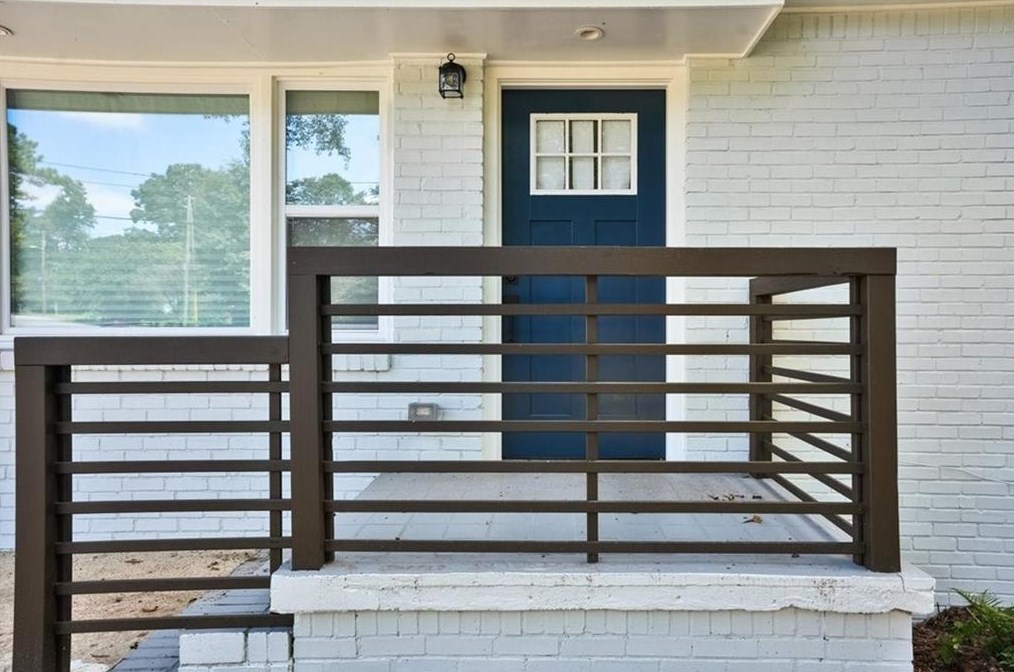 4173 Sherwood Ave, Decatur GA  30035-1969 exterior