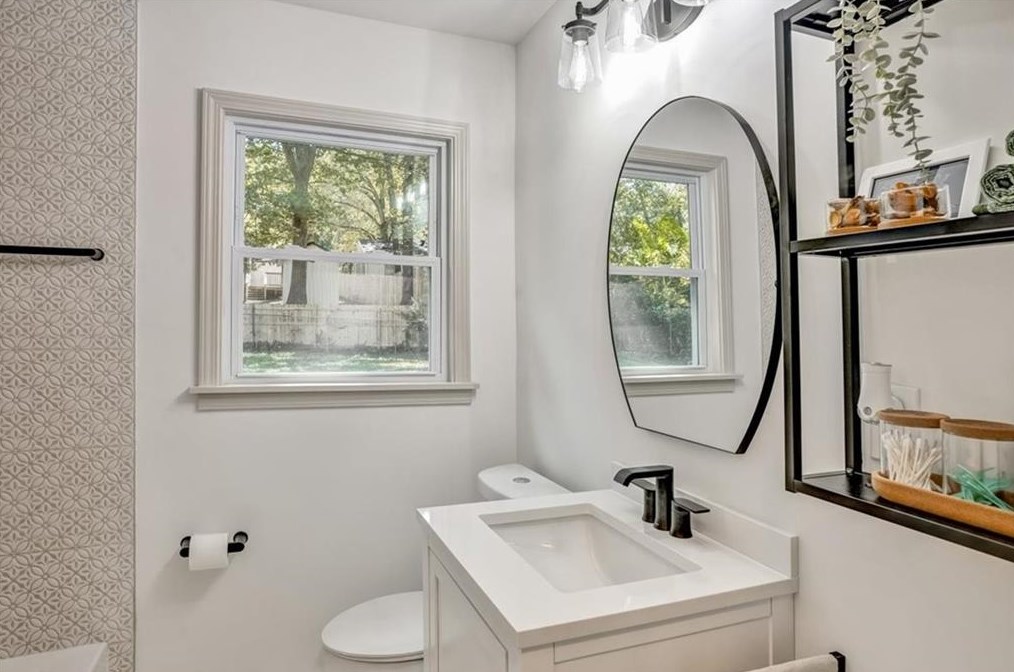 4173 Sherwood Ave, Decatur GA  30035-1969 exterior