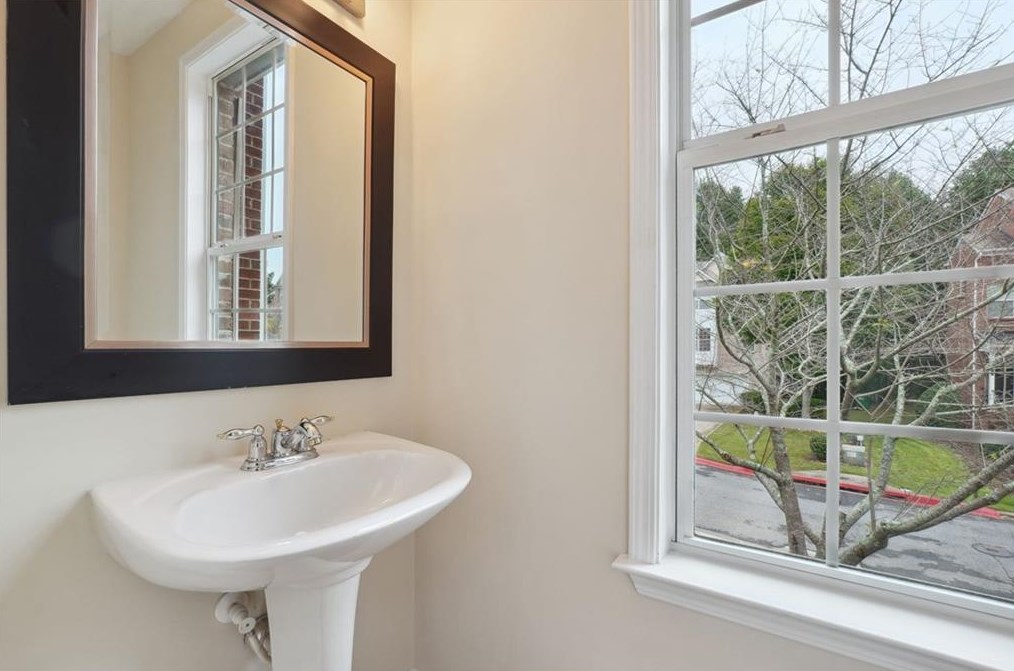 11798 Wellsley Way, Alpharetta GA 30005-5072 exterior