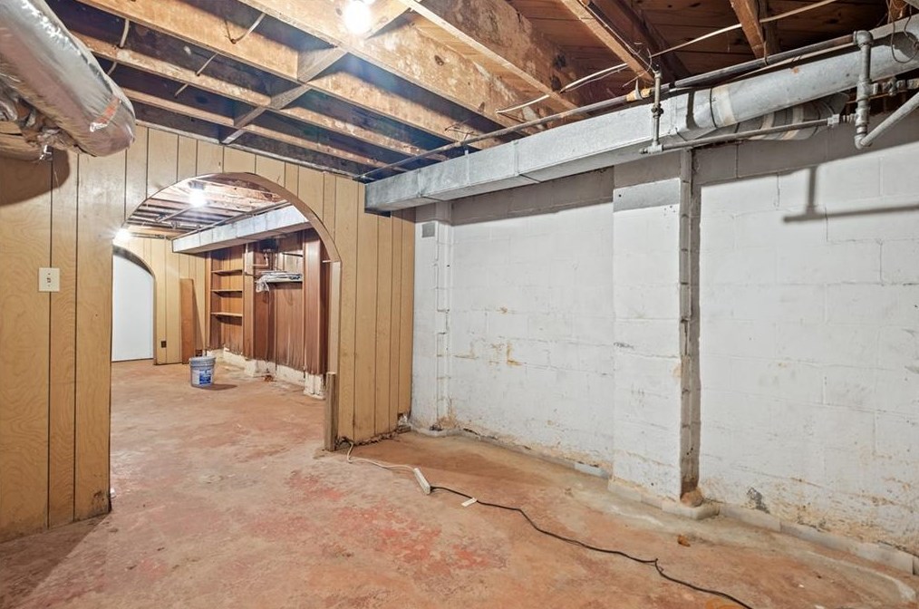 2528 Amelia Ave, Decatur GA  30032-3212 exterior