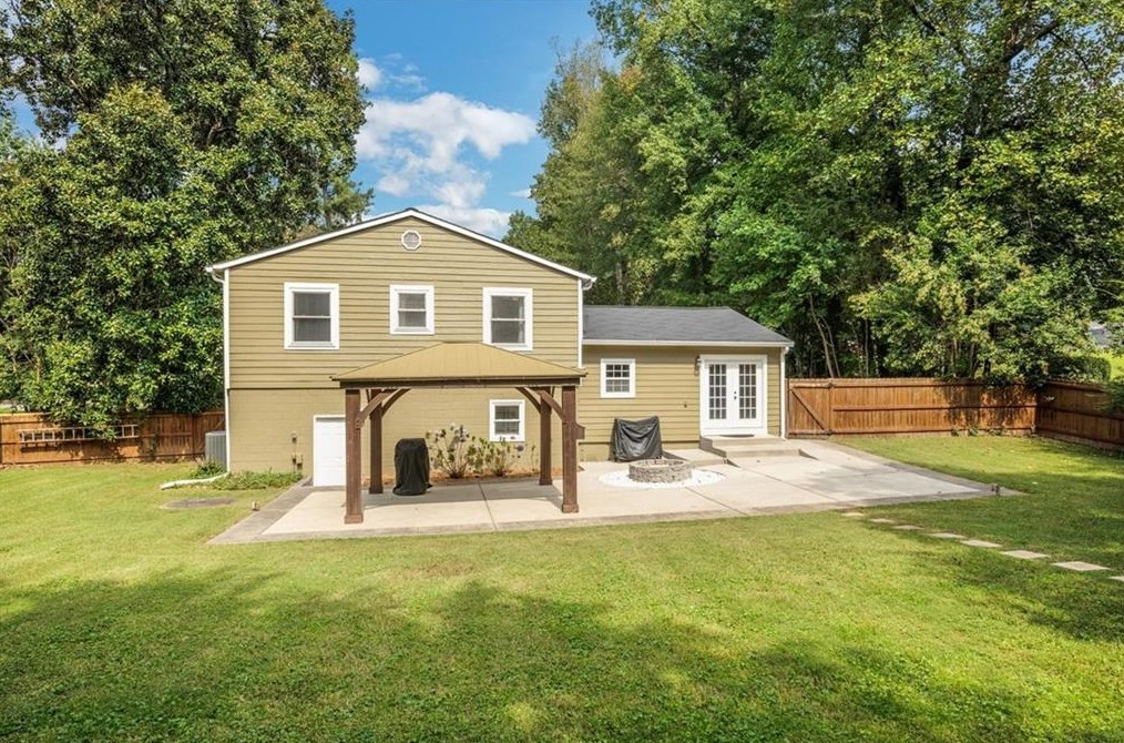 2080 Nancy Cir, Smyrna GA  30080-3847 exterior