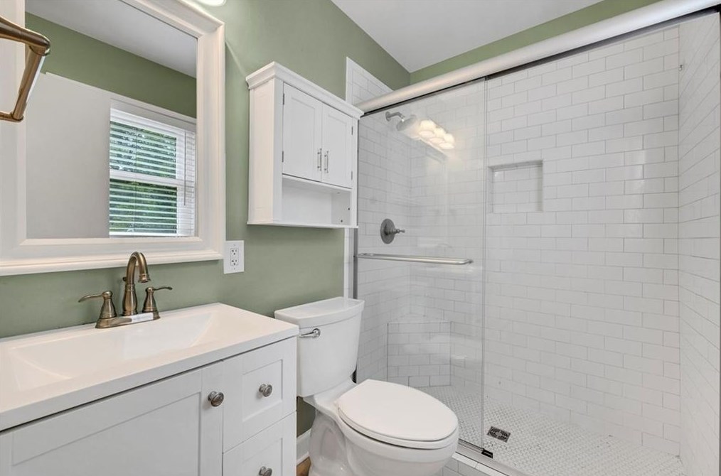 2080 Nancy Cir, Smyrna GA  30080-3847 exterior