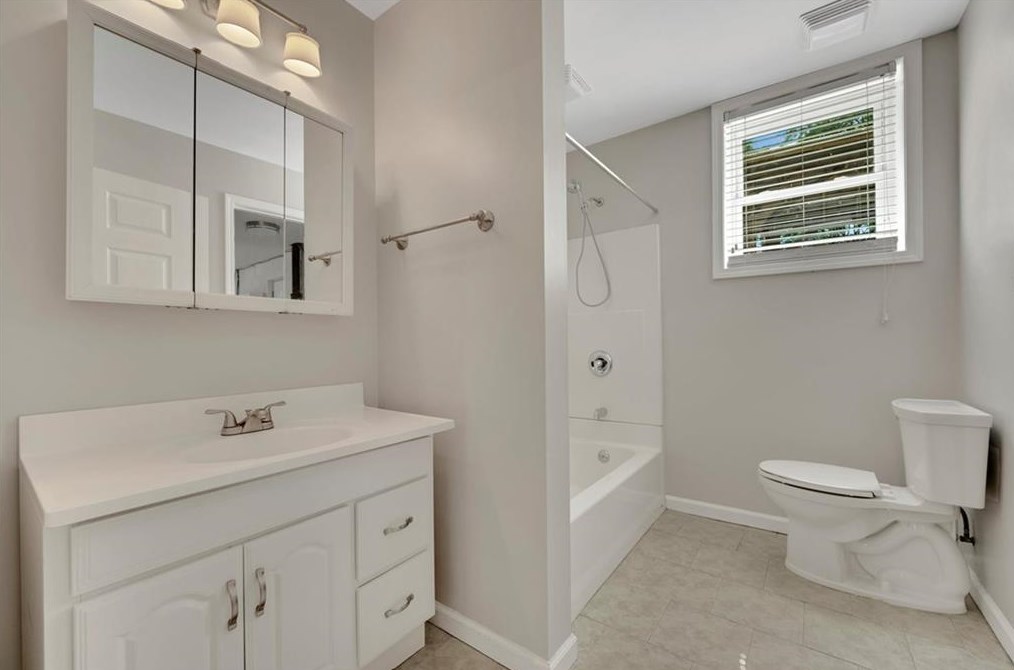 2080 Nancy Cir, Smyrna GA  30080-3847 exterior