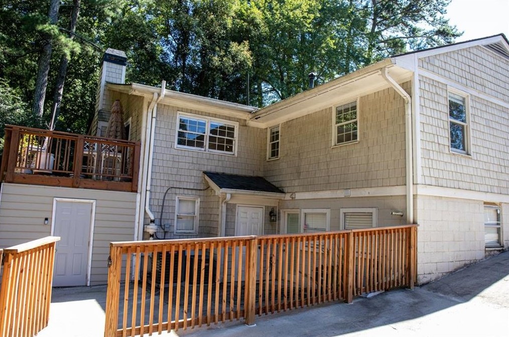 2735 Skyland Dr, Atlanta GA  30319-3645 exterior