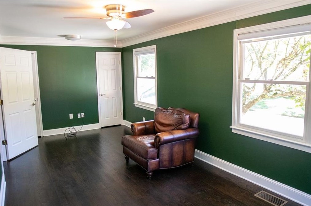 2735 Skyland Dr, Atlanta GA  30319-3645 exterior