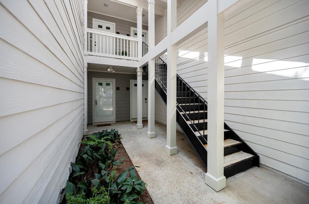 35 Fair Hvn Way, Smyrna GA  30080-8085 exterior