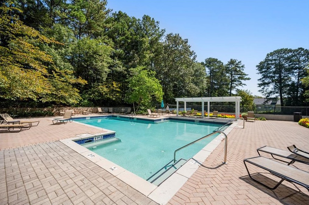 35 Fair Hvn Way, Smyrna GA  30080-8085 exterior