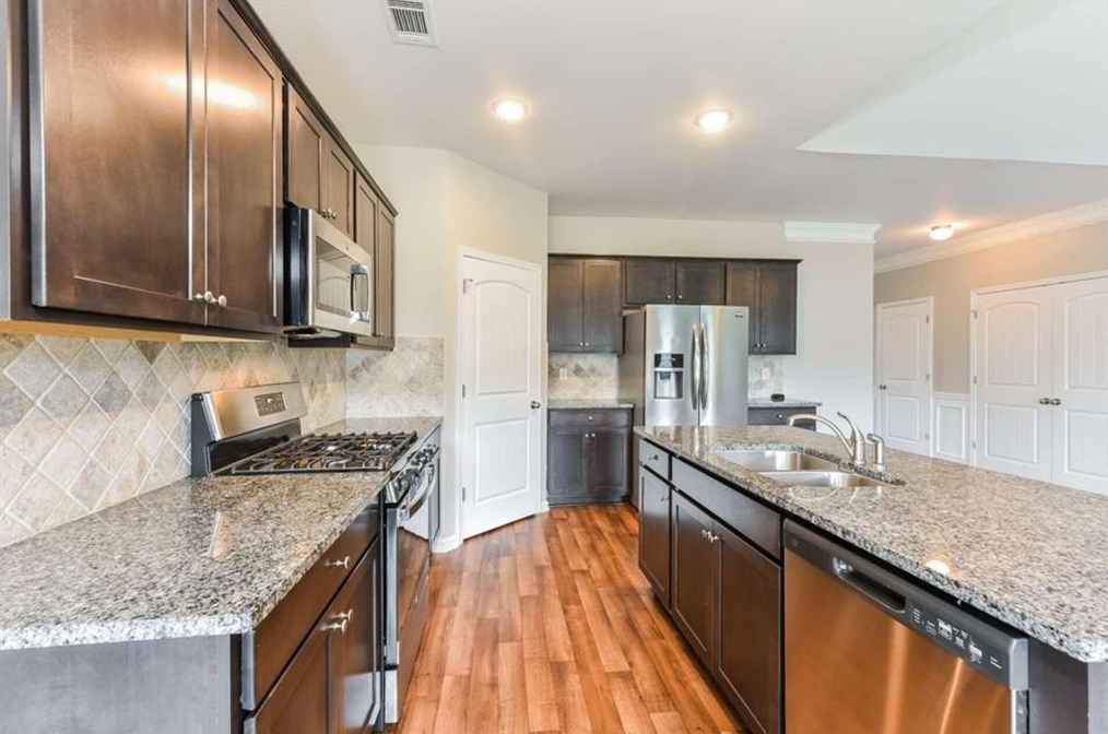 1962 Township Dr, Winder GA  30680-5633 exterior