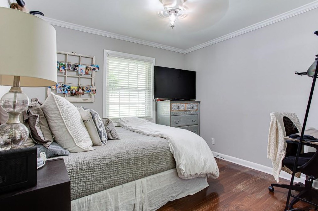 1747 Wayland Cir, Atlanta GA  30319-3611 exterior