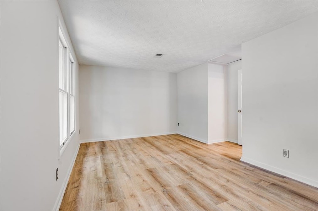 2901 Royal Path Ct, Decatur GA 30030-4189 exterior