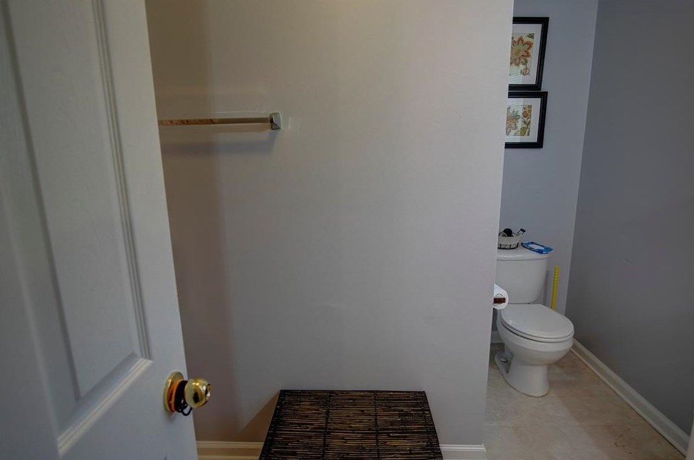 103 Avalon Dr, Calhoun GA 30701-9434 exterior