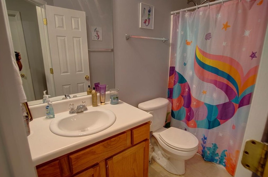 103 Avalon Dr, Calhoun GA 30701-9434 exterior