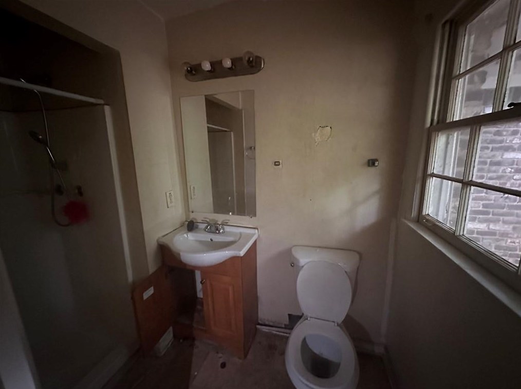 3534 Spring Cir, Decatur GA  30032-7223 exterior