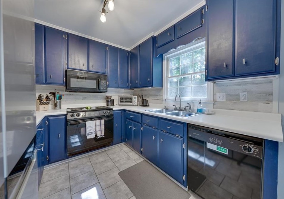 652 Cawthon Rd, Toccoa GA  30577-7277 exterior