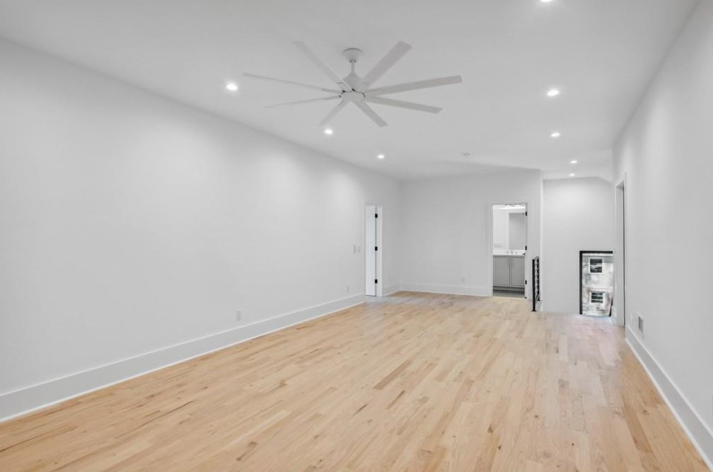 2354 Poplar Springs Dr, Atlanta GA  30319-3942 exterior