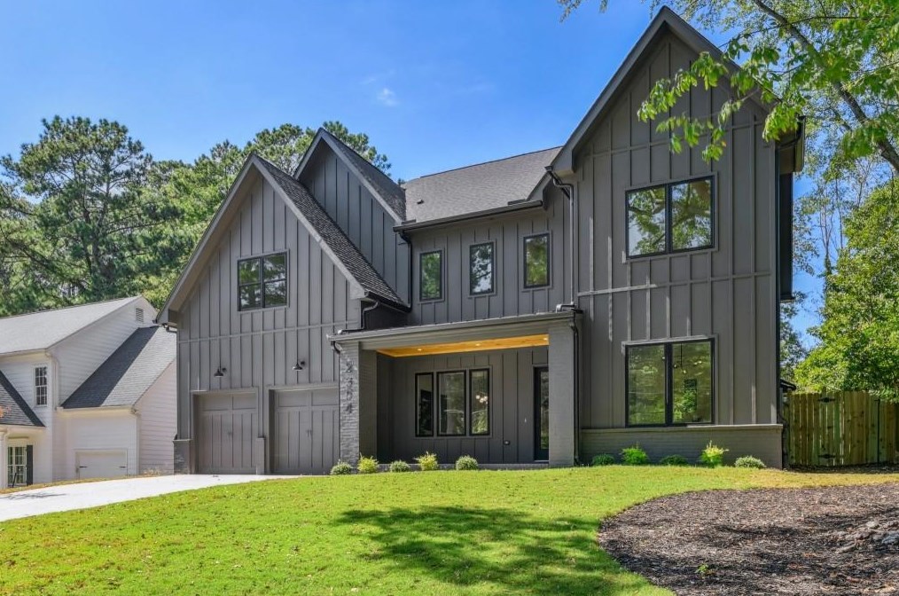 2354 Poplar Springs Dr, Atlanta GA  30319-3942 exterior