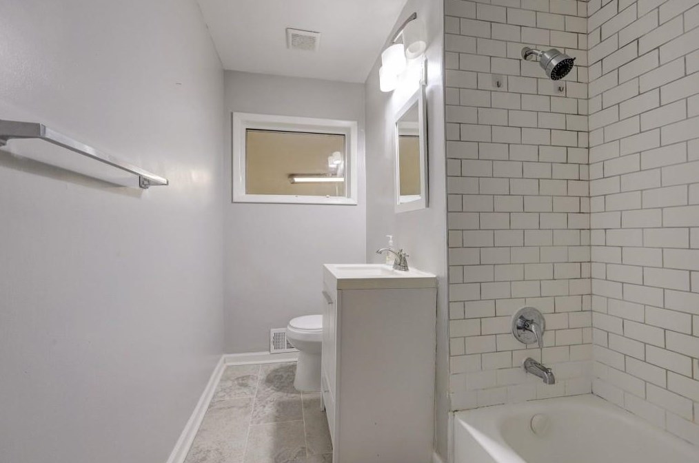 3679 Larkspur Ter, Decatur GA  30032-4837 exterior