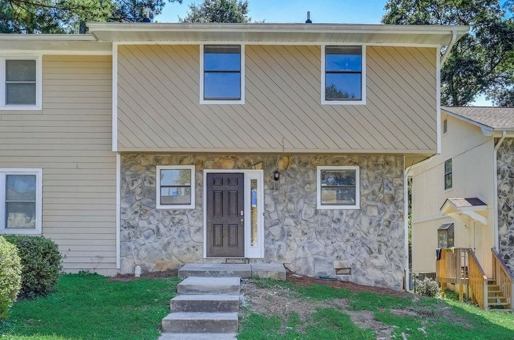 1260 Creekside Ct, Smyrna GA  30080-2659 exterior