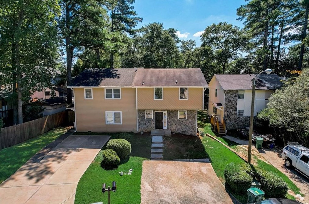 1260 Creekside Ct, Smyrna GA  30080-2659 exterior
