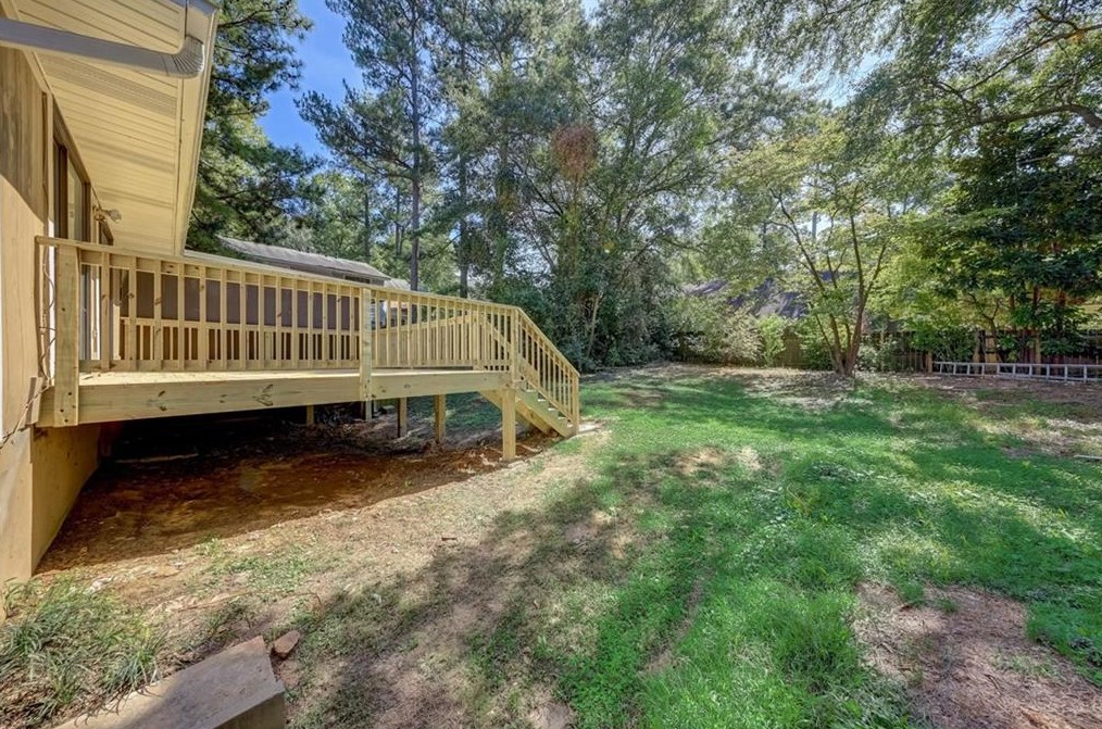 1260 Creekside Ct, Smyrna GA  30080-2659 exterior