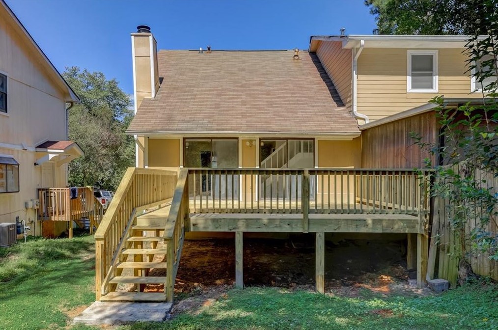 1260 Creekside Ct, Smyrna GA  30080-2659 exterior