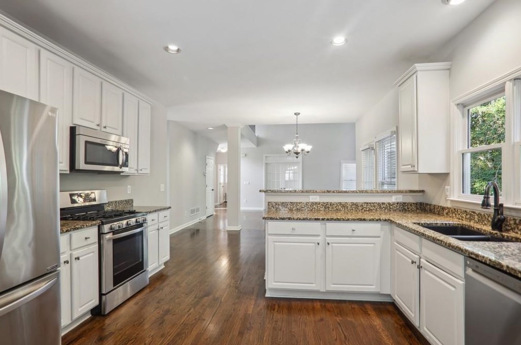 1110 Compass Pointe Xing, Alpharetta GA  30005-8857 exterior