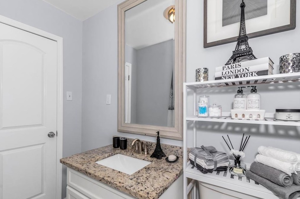 3624 Barrington Pl, Decatur GA  30032-3861 exterior