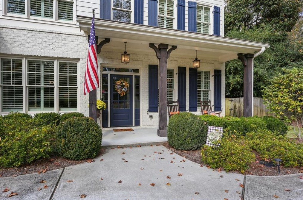 580 Windsor Pkwy, Atlanta GA  30342-2751 exterior