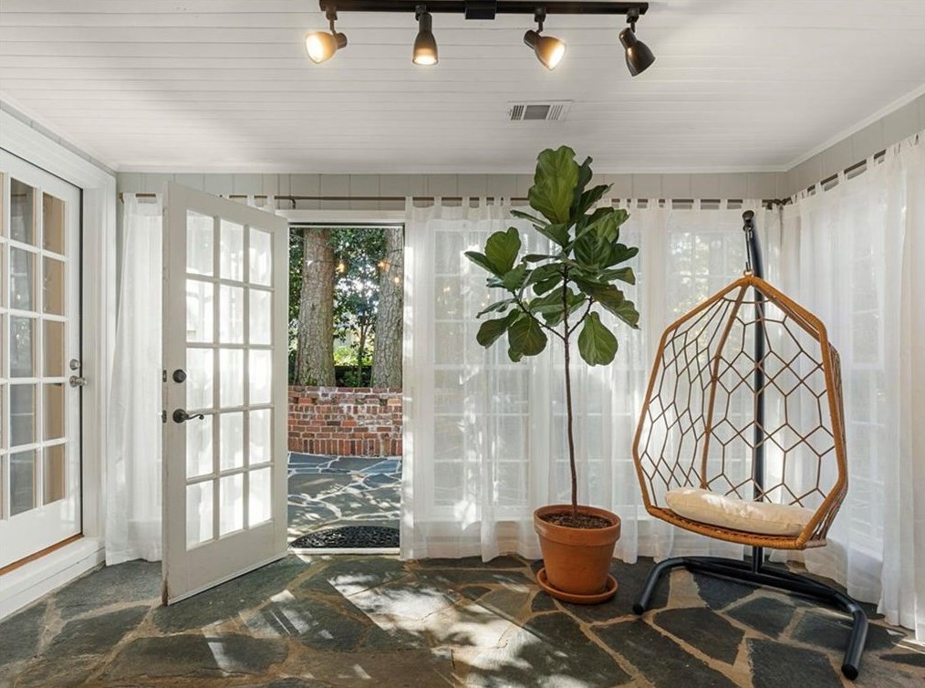 2953 Sylvan Ramble Rd, Atlanta GA  30345-2159 exterior