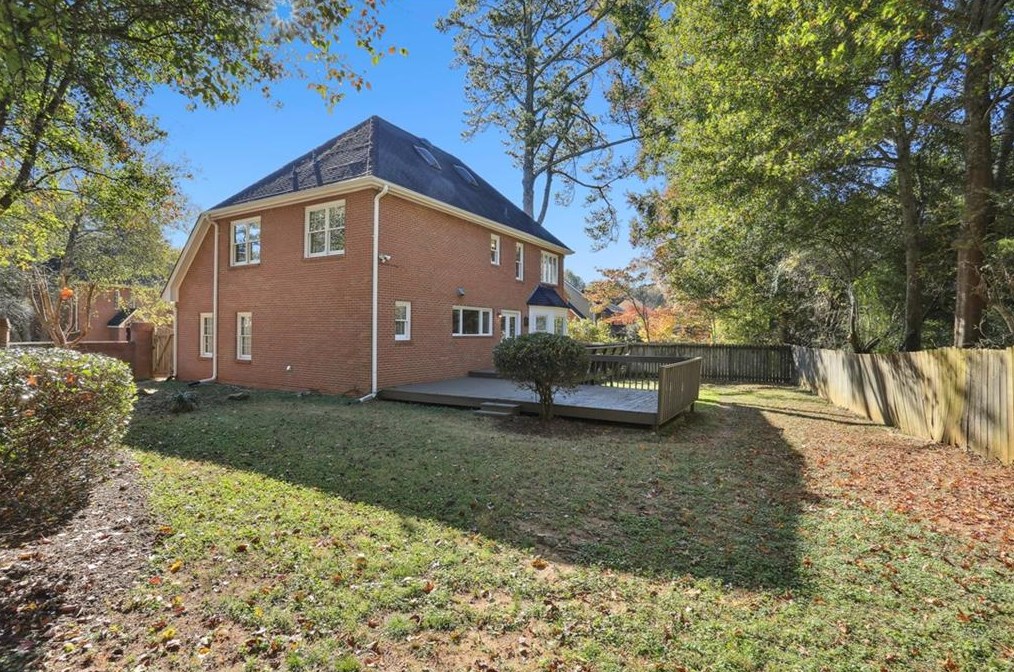 1717 Frazier Park Dr, Decatur GA  30033-1536 exterior