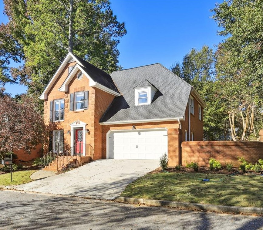 1717 Frazier Park Dr, Decatur GA  30033-1536 exterior