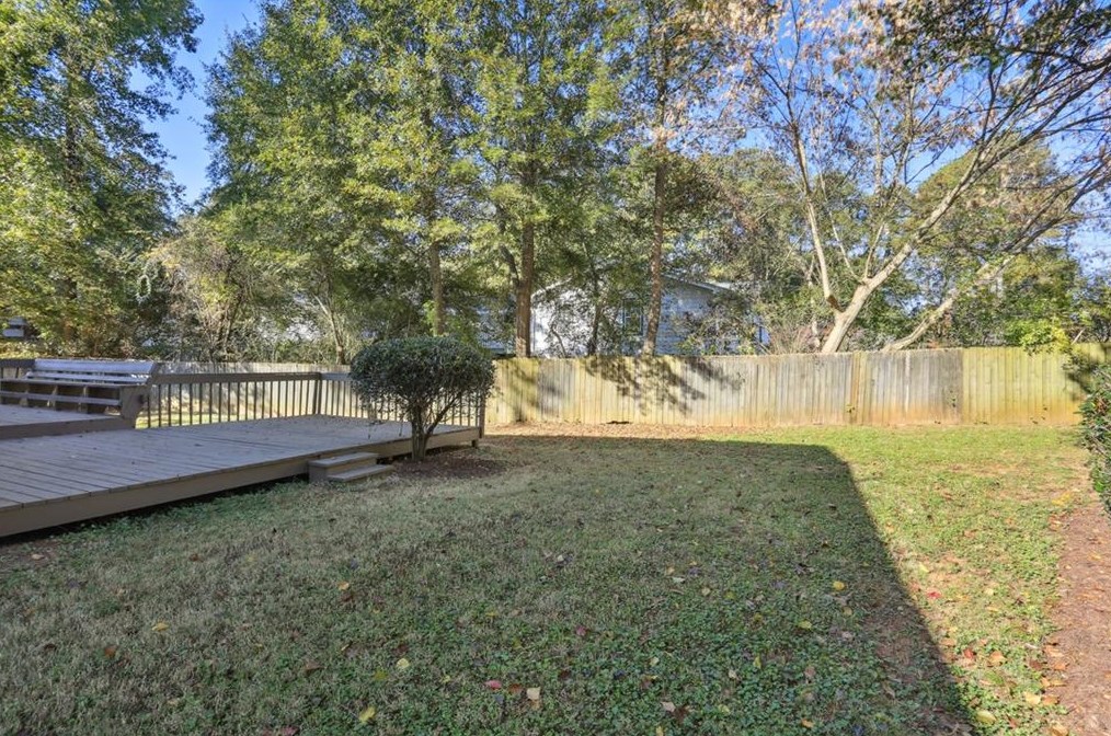 1717 Frazier Park Dr, Decatur GA  30033-1536 exterior