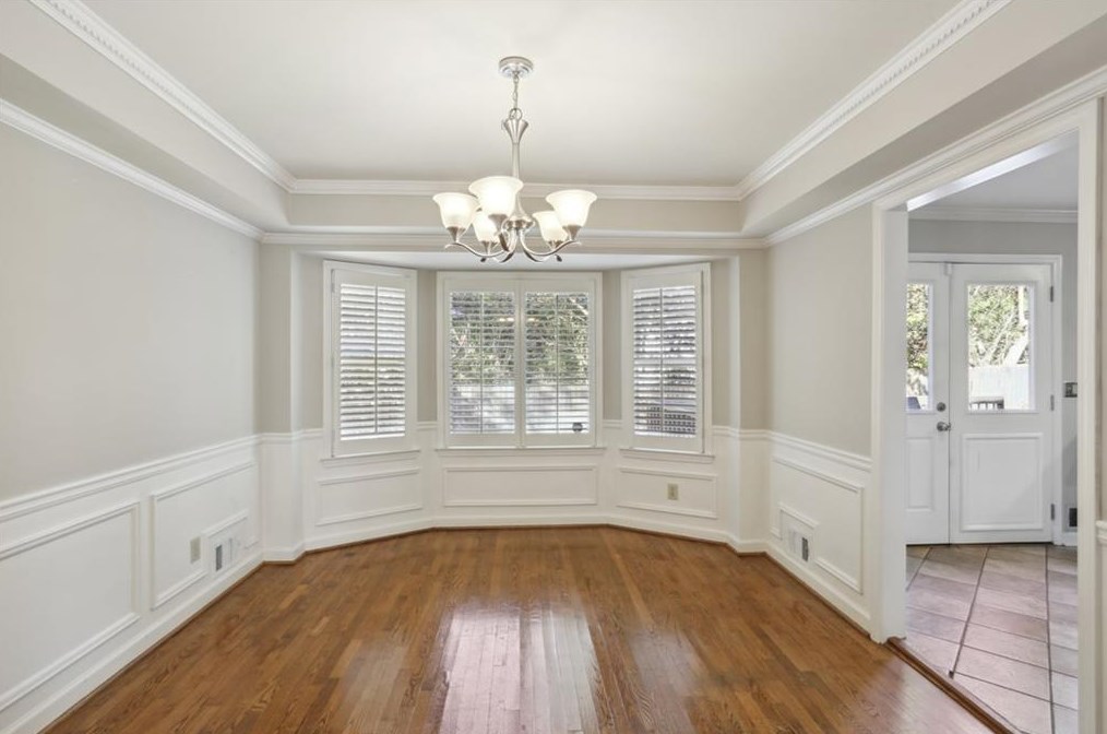 1717 Frazier Park Dr, Decatur GA  30033-1536 exterior