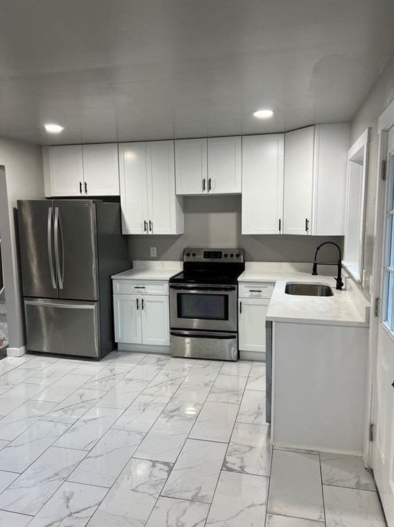 1934 Gln Echo Dr, Decatur GA 30032-5126 exterior