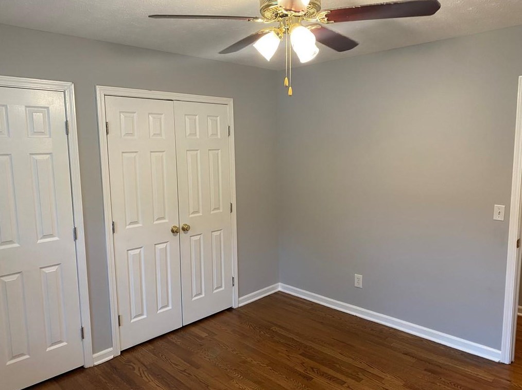 4061 Cooper Lk Rd, Smyrna GA  30082-3328 exterior