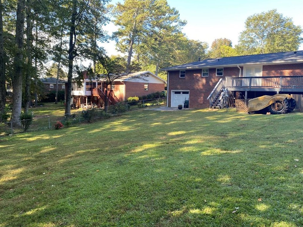 4061 Cooper Lk Rd, Smyrna GA  30082-3328 exterior