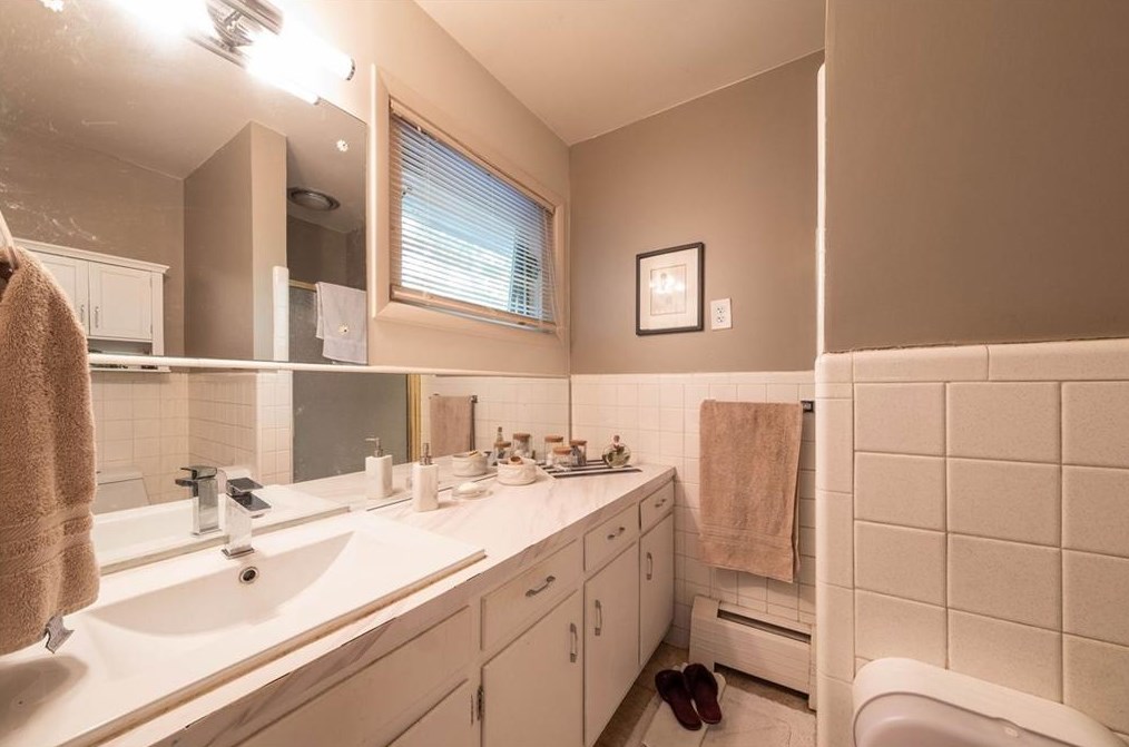 2340 Honeysuckle Ln, Smyrna GA  30080-4614 exterior