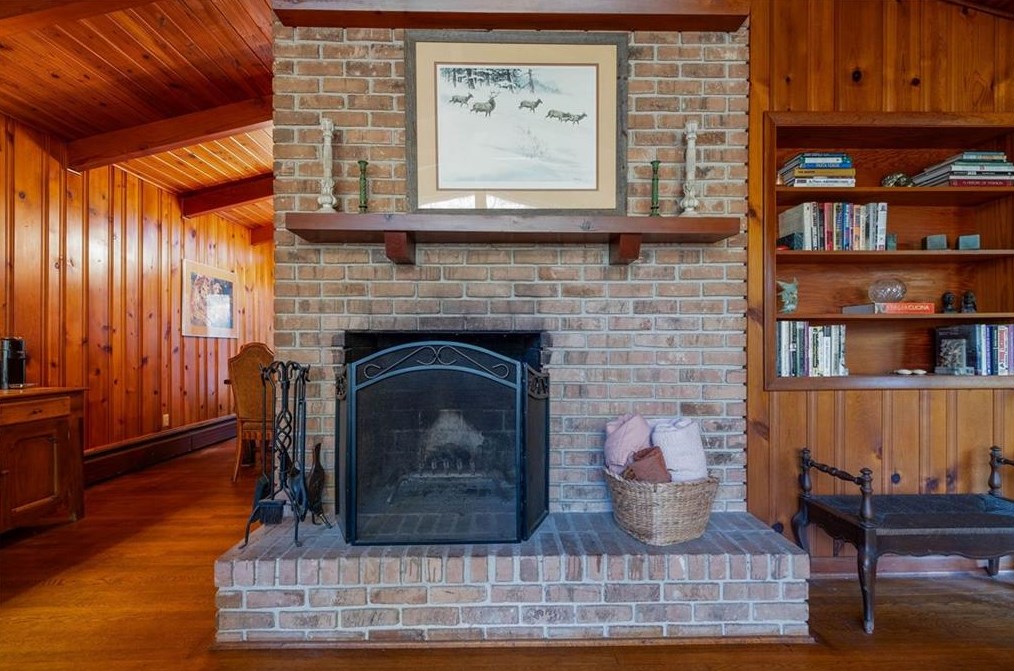 2340 Honeysuckle Ln, Smyrna GA  30080-4614 exterior