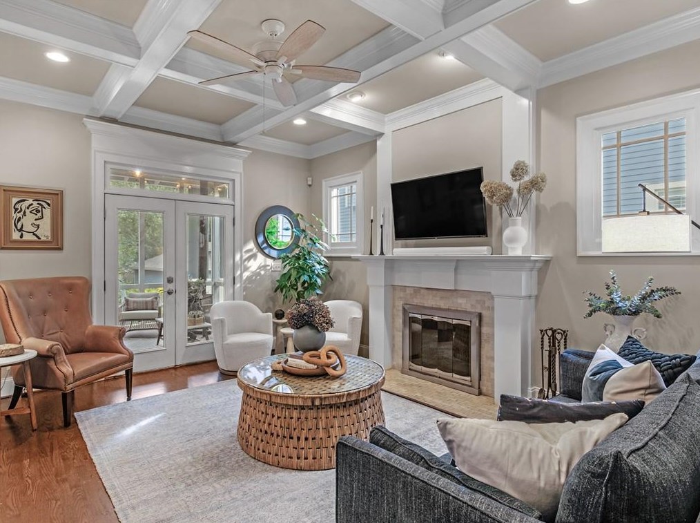 503 Pharr Rd, Decatur GA  30030-4841 exterior