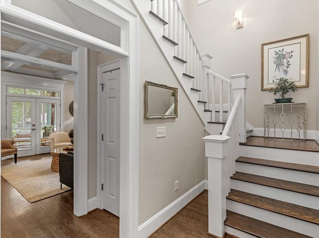 503 Pharr Rd, Decatur GA  30030-4841 exterior