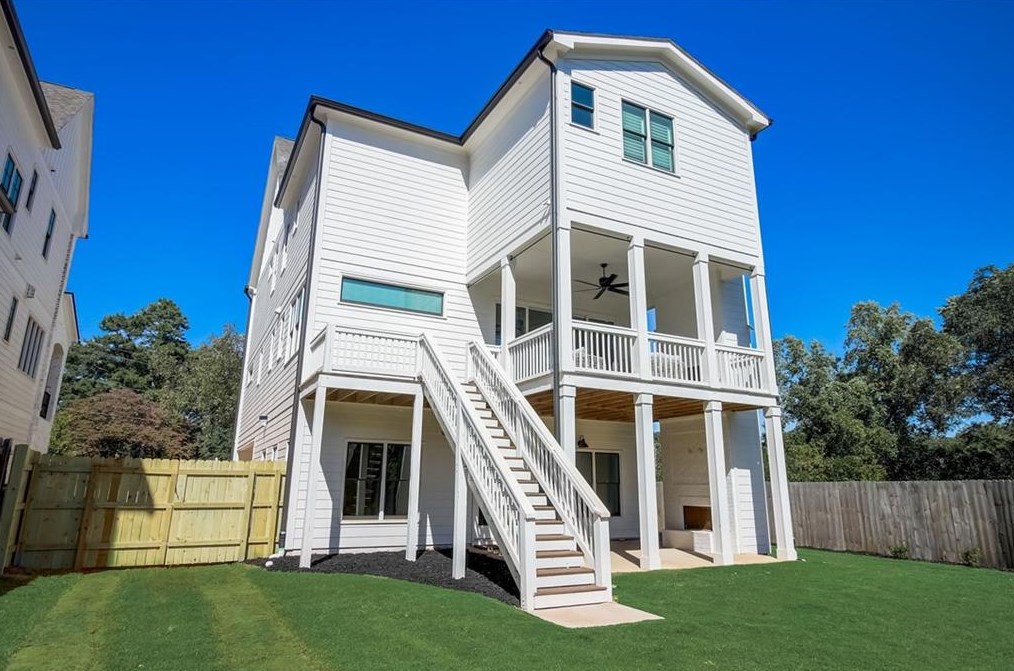 2183 Oakview Rd, Atlanta GA  30317-0026 exterior