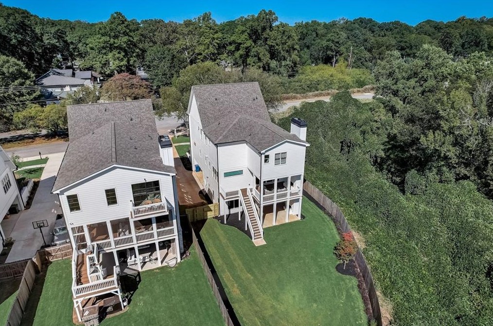2183 Oakview Rd, Atlanta GA  30317-0026 exterior